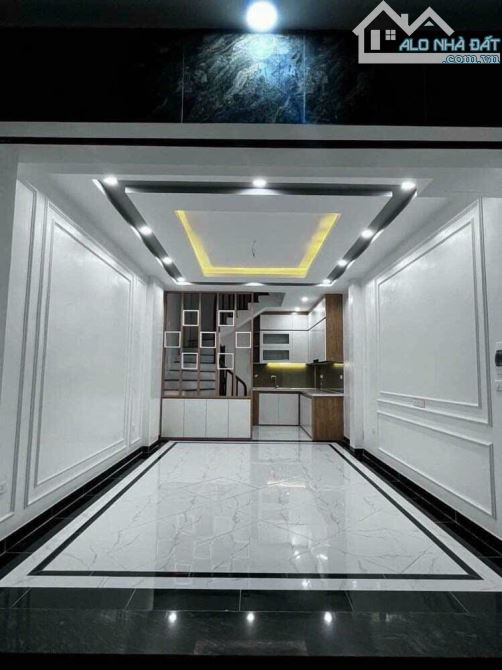 ( HÓT ) SỔ ĐỎ TRAO TAY NHẬN NGAY NHÀ Ở 40M2 GIÁ 2.25 TỶ CẠNH ĐẠI HỌC TDTT