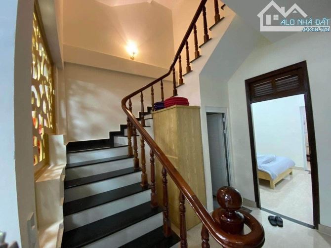 BÁN Villa 214,7m2 tại đường Hùng Vương, P9, Tp.Đà Lạt giá chỉ 9,7 tỷ - 1