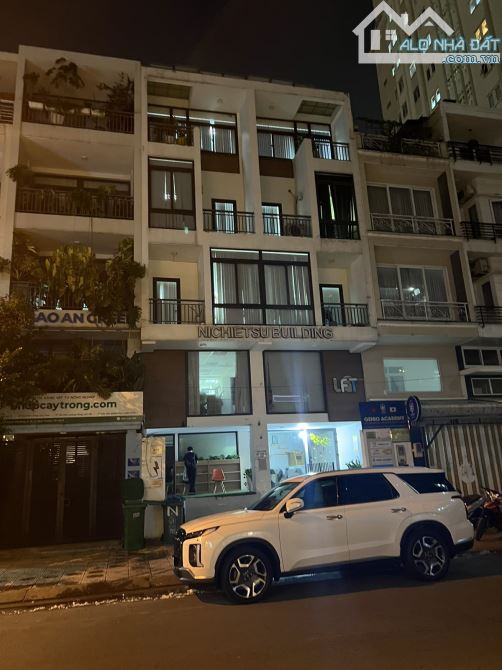 Bán 709m2 đất đường Nguyễn Hữu Cảnh, P.19, Bình Thạnh, 21x42m2 Giá 150 Tỷ - 2