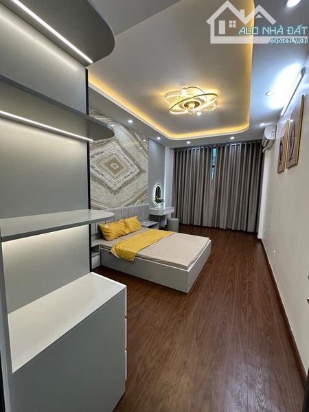 BÁN NHÀ HOÀNG MAI - 40m², 5 TẦNG, 30m ra OTO - Full nội thất - Ở ngay - 2