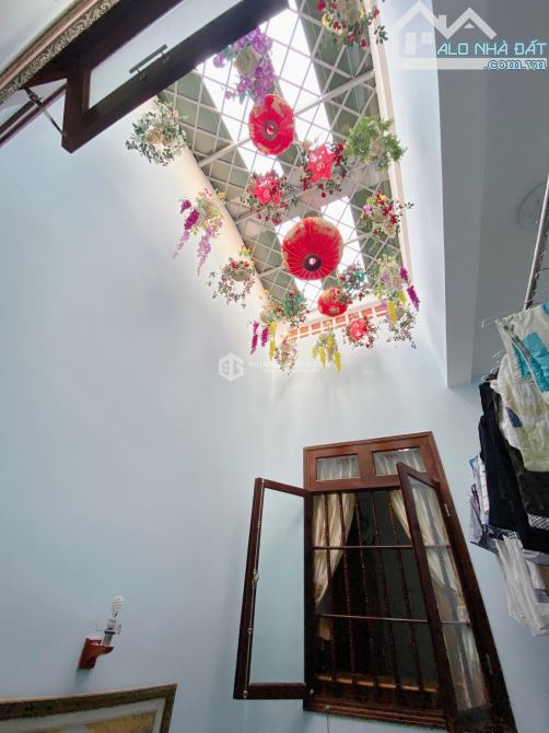 BÁN NHÀ ĐẸP MẶT TIỀN CHỢ TRẦN BÌNH TRỌNG, VỪA Ở VỪA KINH DOANH RẤT TỐT 81m2 GIÁ 8.3 TỶ. - 2
