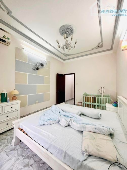 Nguyễn Đình Chiểu, Phú Nhuận, 56m2, 4 phòng ngủ, sổ vuông, chỉ 7.9 tỉ TL - 2