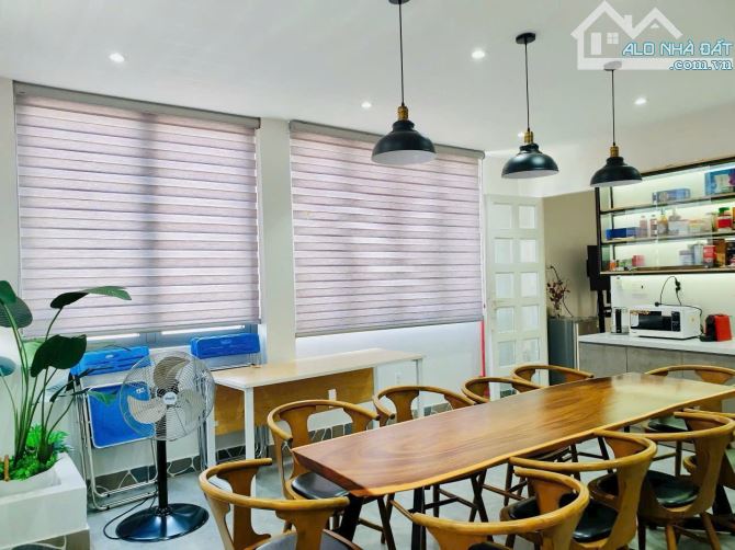 Bán Nhà 3 Lầu (5mx10m=50m2 vuông vức) Hẻm ôtô vào tận nhà khu VIP Đường Hoàng Hoa Thám - 3