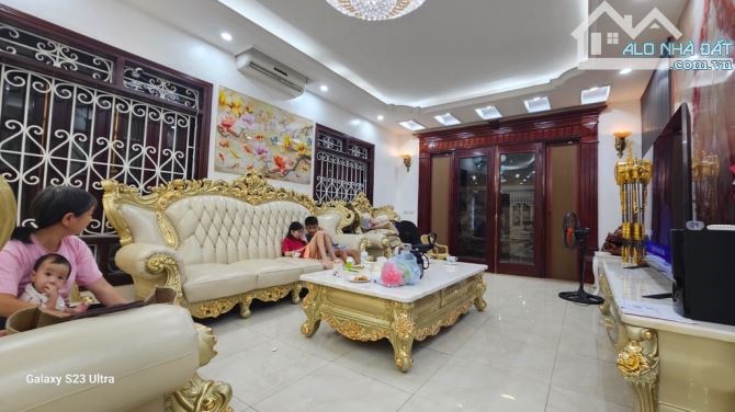 BÁN BIỆT THỰ KHU ĐÔ THỊ XA LA, HÀ ĐÔNG, HÀ NỘI - DIỆN TÍCH 226M², 3 TẦNG, MẶT TIỀN 11M - 4