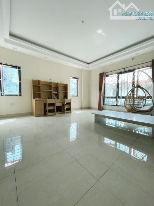 Nhà ngõ thông gara ô tô Nguyễn Văn Cừ, lô góc thoáng sáng 66m2-5 tầng-MT4.8m-1X tỷ (X bé) - 4
