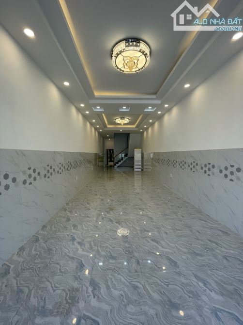 Bán nhà HXH đường Hậu Giang, DT: 4x18. 5 Tầng + Thang máy. DTSD: 250m2. Giá: 9.8 Tỷ TL - 9