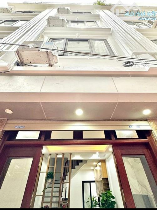 BÁN NHÀ SÁT ĐƯỜNG VÀNH ĐAI 3,5 - TRỊNH VĂN BÔ -Ô TÔ ĐỖ  GẦN -DT 38M XÂY 4 TẦNG GIÁ 4TY X