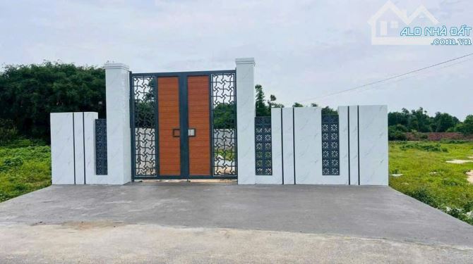 Đất Long Mỹ (gần biển Phước Hải) 305m2, ngang 8m, nở hậu 11m, 80m2 thổ cư, đã xây cổng rào