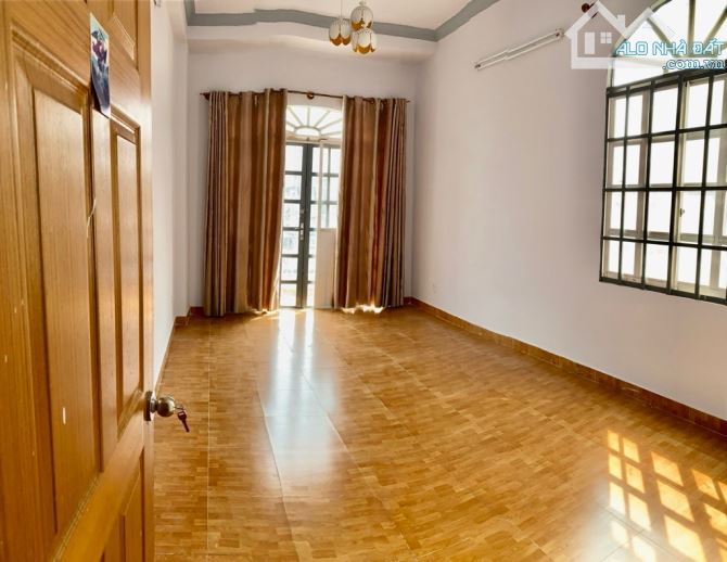 Q.BT. Hẻm 8m Đinh Tiên Hoàng, 70m2, 4 TẦNG, 5PN - 10