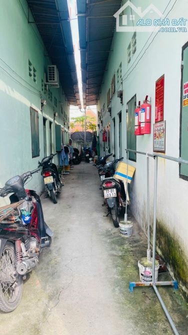 BÁN DÃY TRỌ BẰNG GIÁ ĐẤT - THU NHẬP 10 TRIỆU- ĐƯỜNG LINH ĐÔNG - 100m2 NGANG 5M HẺM XE HƠI - 2