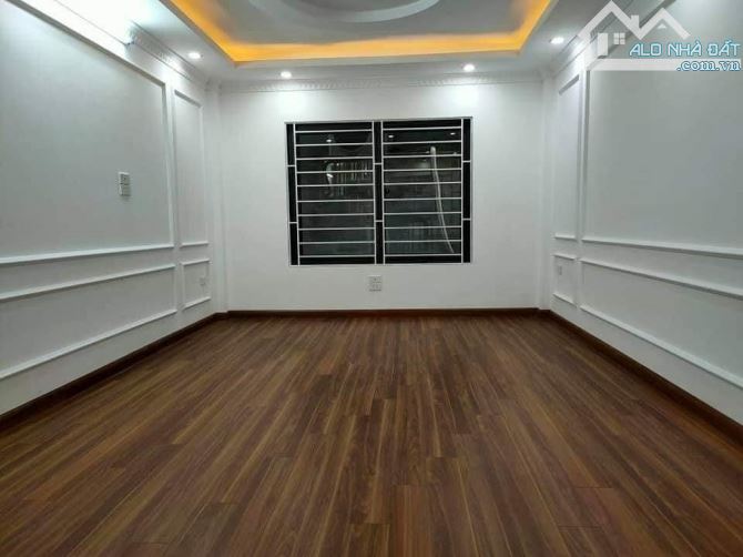 Bán căn nhà 5 tầng hơn 60m2 tại Biên Giang,Hà Đông,ngõ oto. - 2