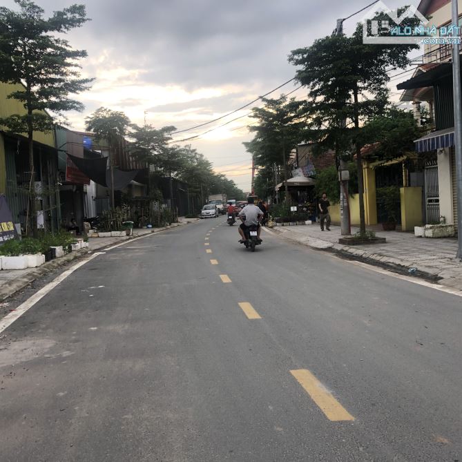 Nhà đẹp Lai Xá, view công viên, vỉa hè ô tô đỗ tránh, thang máy, kinh doanh 5 tầng 4 tỷ 75 - 2