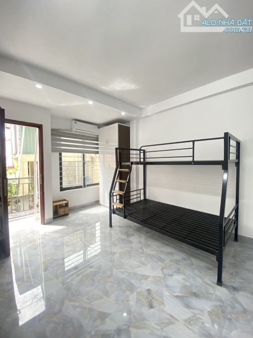 Cho Thuê CCMN 68 Cầu Giấy 30m2 Studio Gác Xép Full Nội Thất Thang Máy Ban Công Giường Tầng - 3