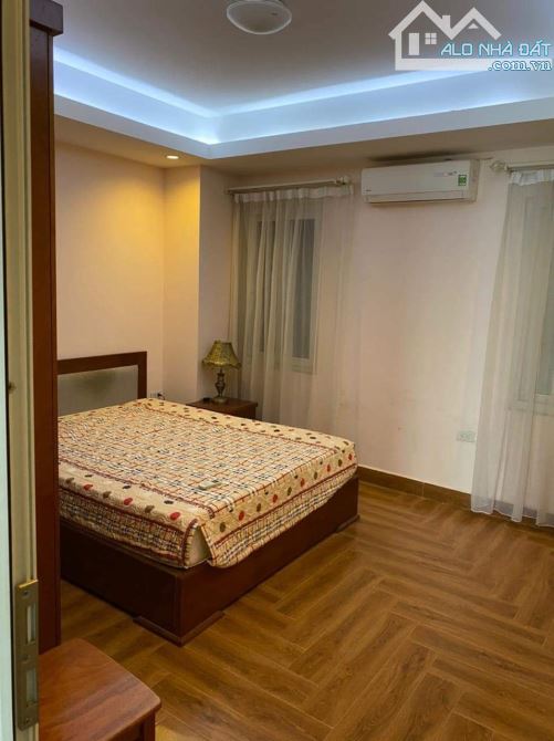 Bán nhà mặt phố Víp quận Tây Hồ, Đẳng cấp Thượng lưu, lô góc,View Hồ Tây, 100m2,7T, MT7.5m - 5