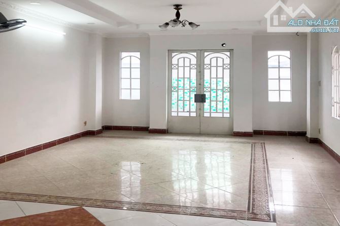 Bán nhà Bạch Đằng, Phường 24 Bình Thạnh, 100m² (5.6x18m) 3 Lầu - 5