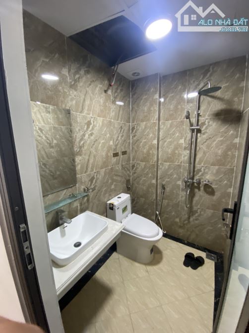 Bán Nhà  Phố Thụy Phương, Bắc Từ Liêm, Dt 35m2, Xây 5 tầng,  Ô  tô đậu cổng, Giá 4.35 Tỷ - 5