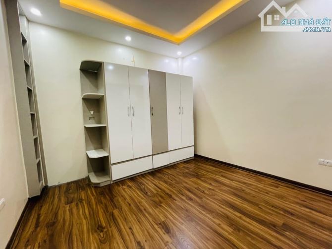 Nhà 5 tầng Dịch Vọng, diện tích 36m², giá chỉ 8 tỷ! - 9