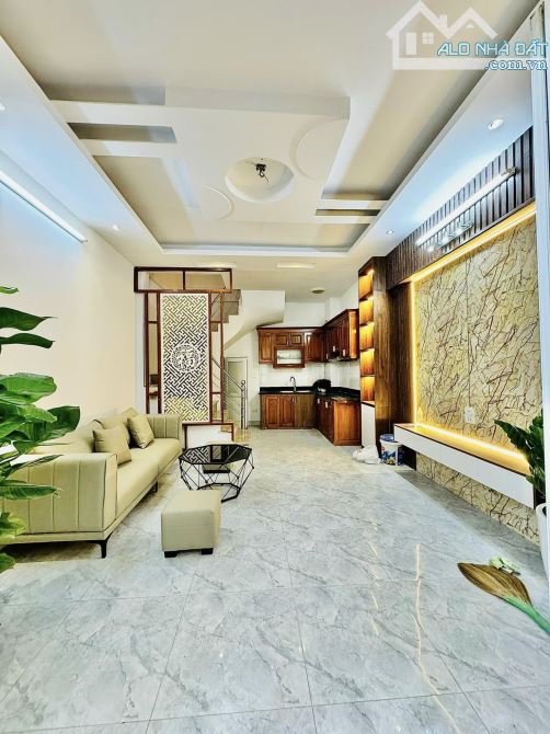 4.14 Tỷ-30m2-4 Tầng-Ngũ Nhạc-Nam Dư-Lô Góc 2 thoáng-Hoàng Mai