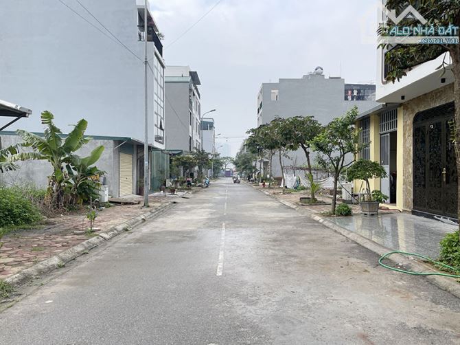 Hoa Hậu TDP Kiên Thành, Trâu Quỳ - DT: 78m2, mặt tiền gần 10m, view dự án Shophouse TQ5