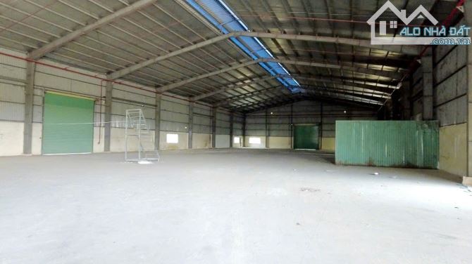 cho thuê kho xưởng 2.400m2 ở Bến Lức, Long An giá 150tr/tháng