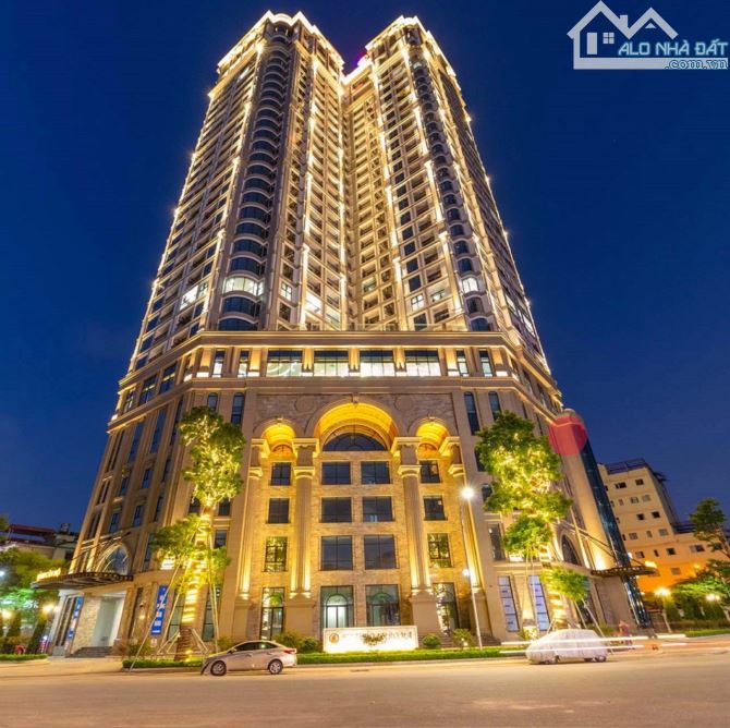 Bán Gấp  Penthouse tòa Hateco Laroma Huỳnh Thúc Kháng 190m2 thông tầng nhà thô