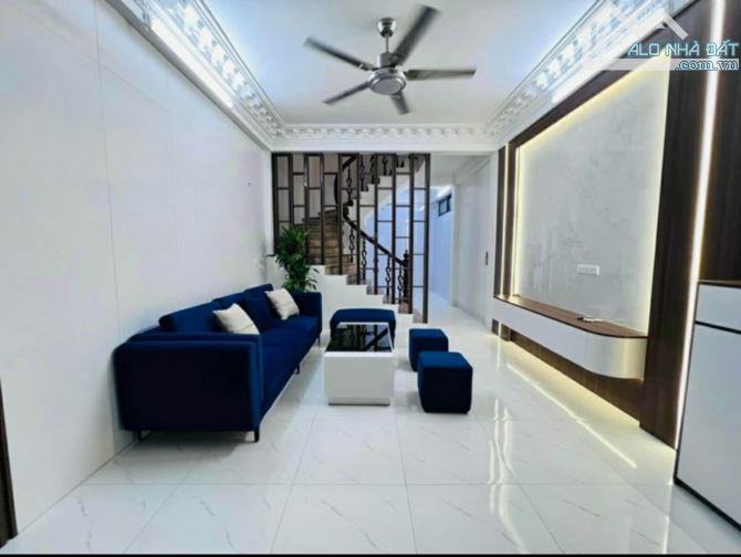 NHÀ DÂN XÂY .VÂN CANH 40M SỬ DỤNG 4TẦNG MỚI ĐẸP, GIÁ 4 TY, X  Ô TÔ GẦN, NGÕ NÔNG, GẦN CHỢ
