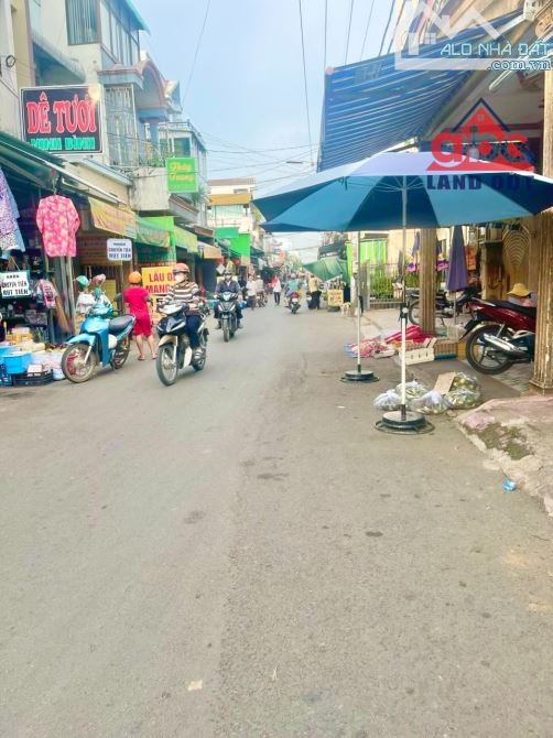 NP770 nhà cấp 4. Trung tâm, gần chợ tam hoà. Dân cư xóm đạo