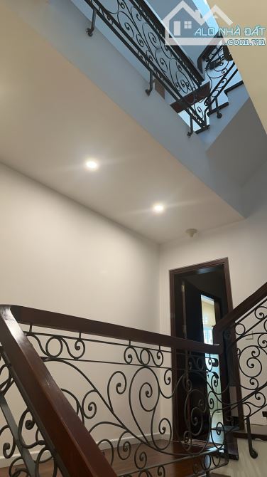 Bán biệt thự Sài Gòn Pearl 7x21m làm việc trực tiếp với chủ, số nhà đẹp, nội thất mới - 9