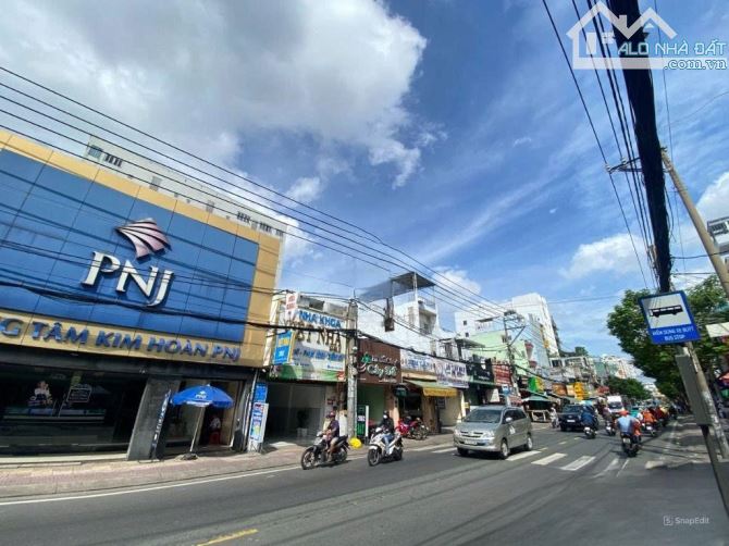 BÁN NHÀ Mặt Tiền 142 Âu Cơ, Phường 9, Quận Tân Bình. DT: 194m2. 3 Tầng, Có HĐ Thuê: 100Tr - 1