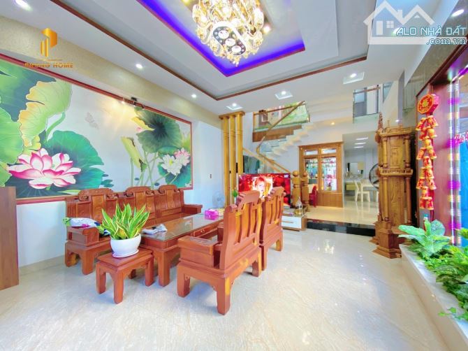 HÀNG HIẾM ! NGANG GẦN 8M- NỞ HẬU TÀI LỘC- HƠN 130M2- KIỆT NGUYỄN PHƯỚC NGUYÊN- Ô TÔ ĐẬU - 1