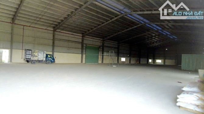 cho thuê kho xưởng 2.400m2 ở Bến Lức, Long An giá 150tr/tháng - 1