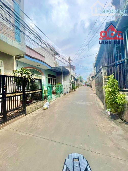 NP770 nhà cấp 4. Trung tâm, gần chợ tam hoà. Dân cư xóm đạo - 1