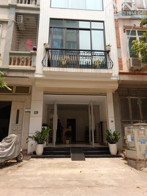 12 TỶ - NHÀ PHÂN LÔ PHÚ DIỄN, 50M2*5T*4M, GARA VÌA HÈ, Ở VÀ KINH DOANH, DOANH THU 35TR/T - 16