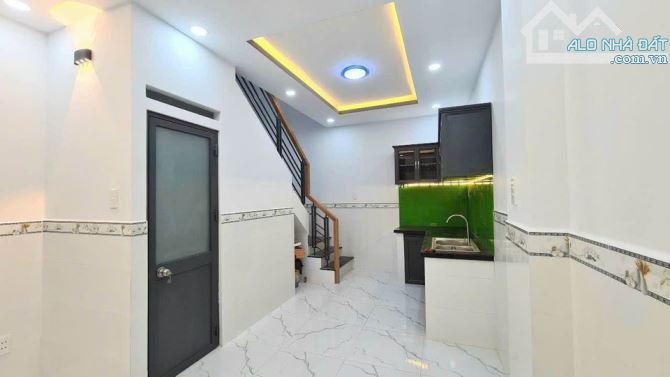 Bán nhà chủ gửi PTân Hưng Thuận Q.12 hẻm 3/ KP5 giá 2,7 tỷ/24 m2 1 lầu sổ hồng - 2