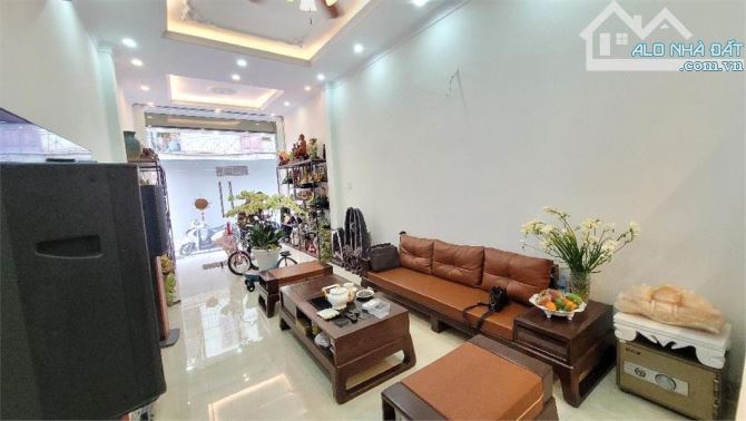 bán nhà Kim Giang, Thanh Xuân, Hà Nội, 50m2 xây mới 7 tầng có thang máy. Ô tô đỗ cửa. Giá - 2