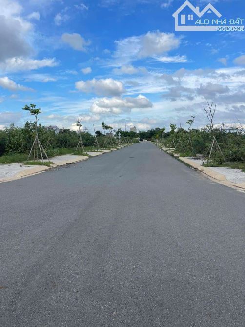 Chủ bán đất đường Gò Cát dự án ĐH Quốc Gia 245 phường Phú Hữu DT 363m2 ngang 16.5m - 2