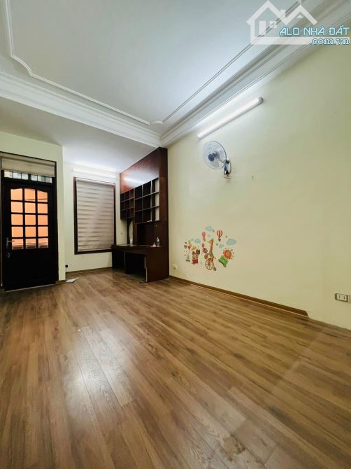 Bán nhà Nguyễn Khang, Cầu Giấy, 40m², 4 tầng, chỉ 10.5 tỷ - 3