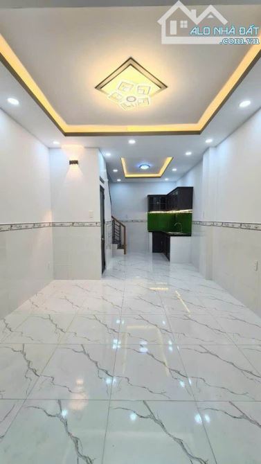Bán nhà chủ gửi PTân Hưng Thuận Q.12 hẻm 3/ KP5 giá 2,7 tỷ/24 m2 1 lầu sổ hồng - 4