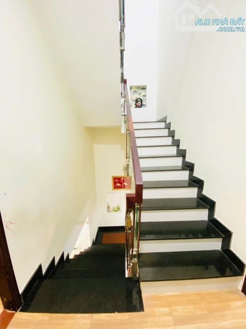 Bán gấp nhà cũ 50.2m2 hẻm 5m Hoàng Sa, P5, Tân Bình,Giá 3 tỷ 450tr- sổ hồng riêng - 4