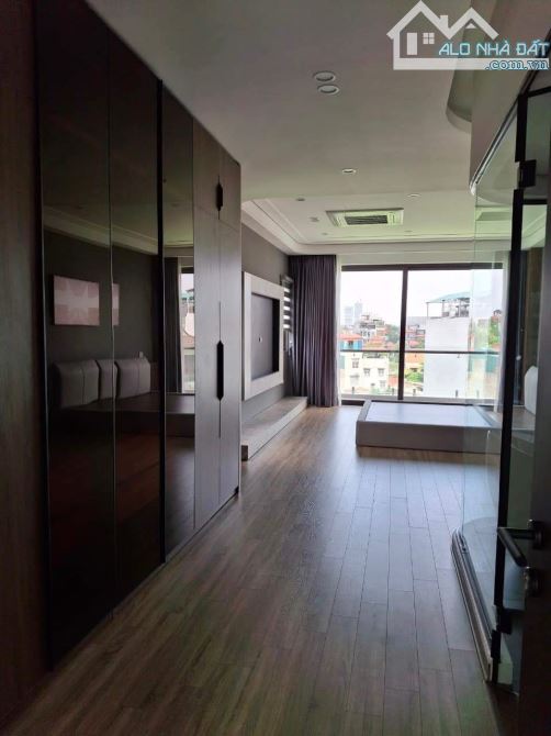 NGỌC LÂM NGUYỄN VĂN CỪ 63M2 x 7T THANG MÁY GARA OTO NGÕ THÔNG FULL NỘI THẤT. 16,6TỶ - 4