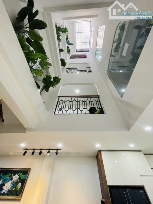 Bán Nhà hẻm nhựa 6m khu Đường Hoa Phan Xích Long 5x17 sát vách Q1 chỉ 24 Tỷ - 4