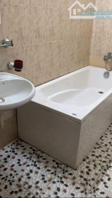 CHO THUÊ NHÀ NGUYÊN CĂN PHỐ QUAN NHÂN, THANH XUÂN 4 TẦNG, 60M2, FULL ĐỒ, 4 NGỦ - 4