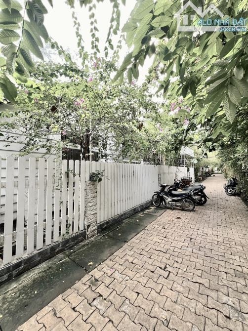 BIỆT THỰ MẶT TIỀN BÌNH QUỚI VIEW SÔNG 2268M2 KHAI THÁC 3TỶ NĂM. GIẢM 13TỶ, GIÁ CHỈ 30TRM2 - 6