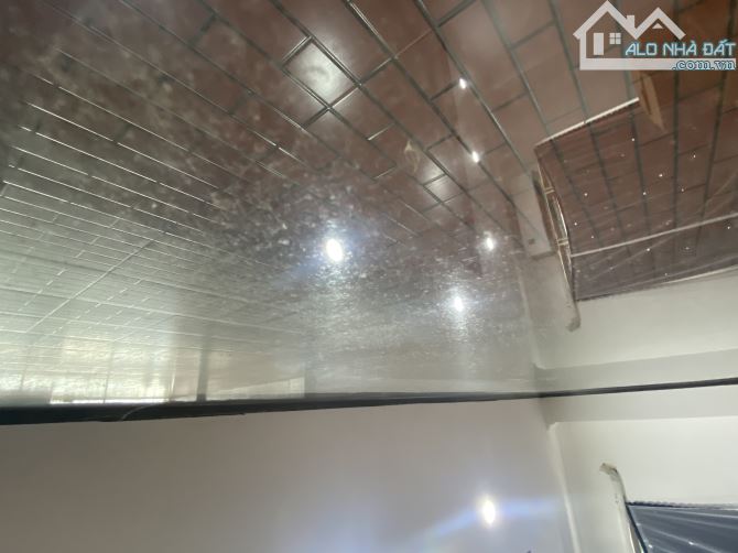 BÁN NHÀ MINH KHAI, HBT ĐỐI DIỆN TIMCTY DT 37M * 5T * MT 4,2M. CHÀO 7,5 TỶ, Ô TÔ ĐỖ CỬA. - 7