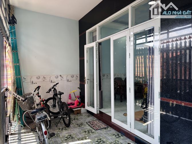 Đi bộ đi nhà thờ - Nhà DTSD 200 M2, ngay giáo xứ Bùi Vĩnh, chỉ 2 sẹc Phạm Văn Thuận, p.Tam - 7