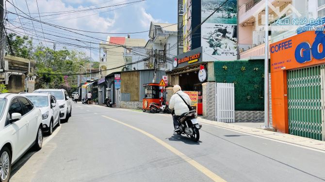 ✅ Hơn 6 Tỷ 5x15m Phan Đình Phùng nằm ngay trung tâm, gần nhiều trường học 🏠 Gara oto - 9