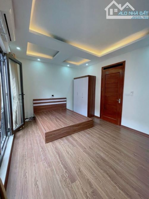 🏡SIÊU PHẨM TRƯƠNG ĐỊNH - 5 TẦNG - MT 5.2 M - 6 PHÒNG NGỦ - 10