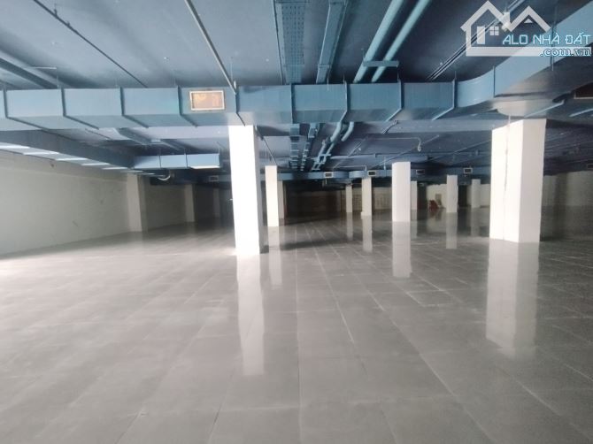 Cho thuê sàn Trung Tâm Thương Mại tại Mê Linh Plaza Hà Đông, HN. DT 200-5000m Thông sàn. G - 11