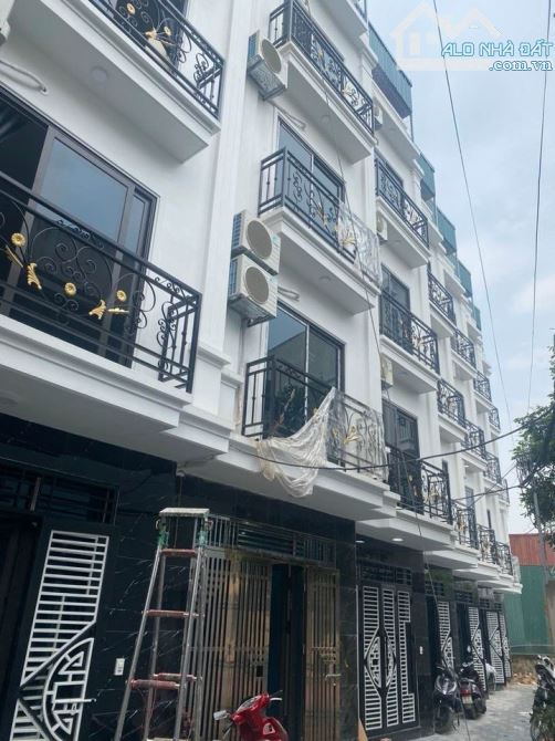 Siêu phẩm lô góc LA Tinh – 4*T 30m2. Ô tô đỗ gần , 10p ra KDT đô nghĩa , giá chỉ 3tỷ15 - 1