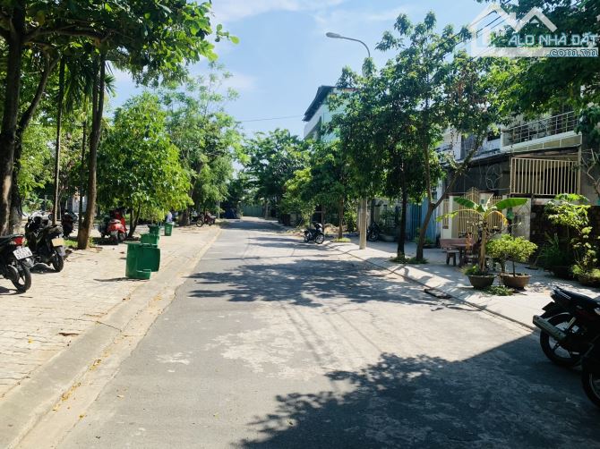 Cần bán Tòa căn hộ 6 tầng. View công viên. Cách bãi tắm Mân Thái chỉ 1,5km. - 1